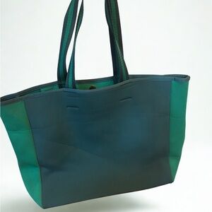 SUMMERSALT Seaglass Seaweed Green Neoprene Waterproof Beach Tote Bag